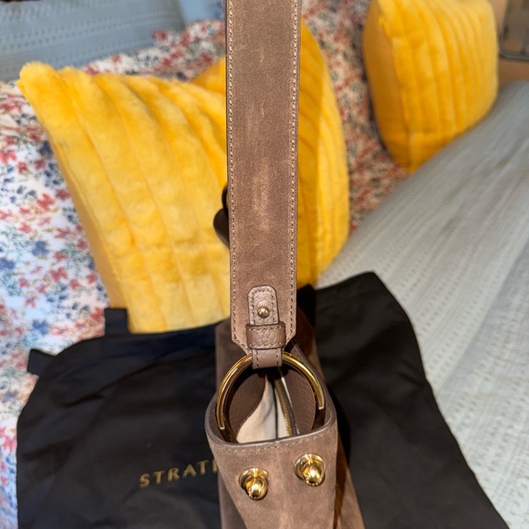 Strathberry Lana Hobo Chocolate Suede - Picture 5 of 8